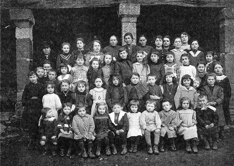 Ecole (escòla) publique mixte, 1920-1923