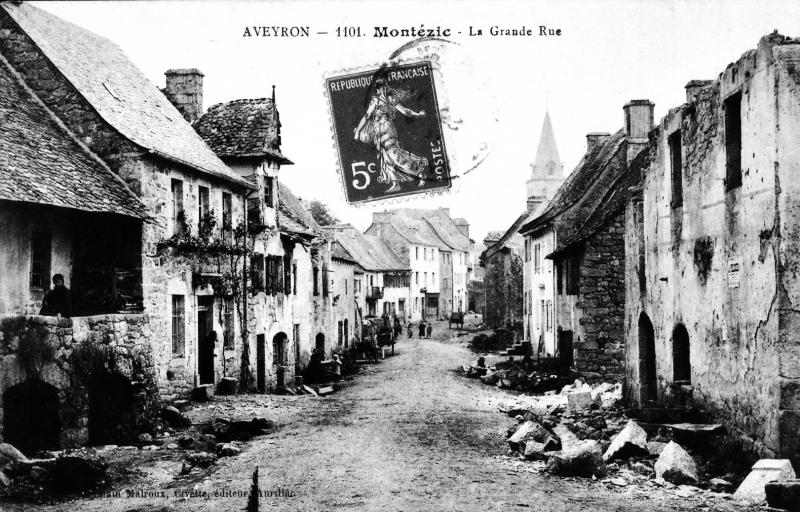 AVEYRON - 1101. Montézic - La Grande Rue 