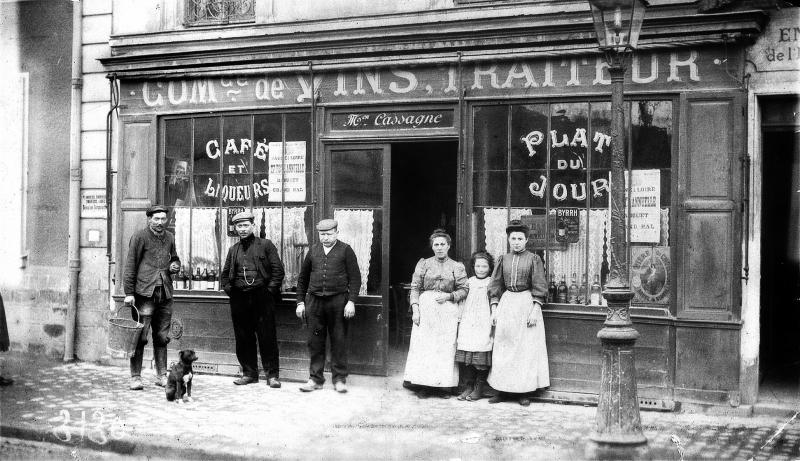 Commerce de vins, traiteur, maison Cassagnes, café et liqueurs, plat du jour, 123 rue de la République, à Puteaux (92), 1910