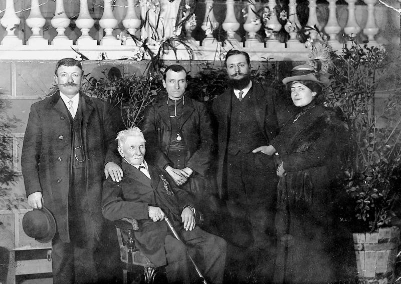 Réception du clairon Guillaume Rolland au palais de l'Elysée, 55 rue du faubourg Saint-Honoré, à Paris (75008), 22 février 1914