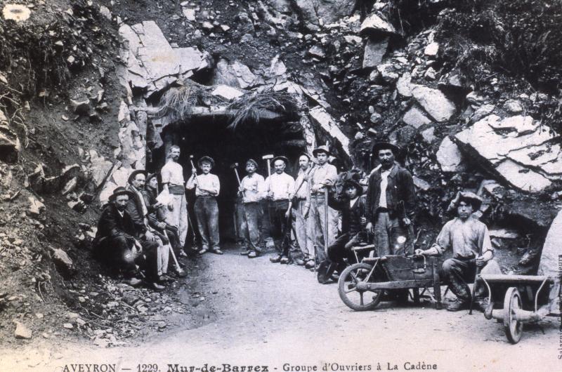 Aveyron - 1229.Mur-de-Barrez - Groupe d'ouvriers à La Cadène, 1929