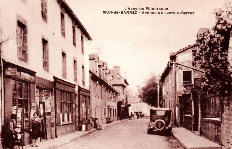 MUR-de-BARREZ - Avenue de Lacroix-Barrez