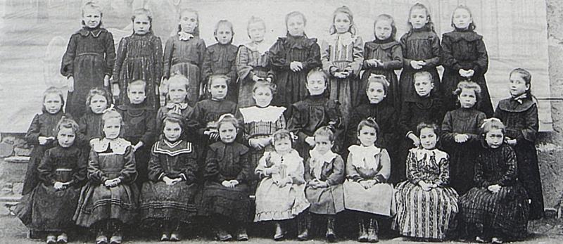 Ecole (escòla) libre ou privée des filles, 1903-1905