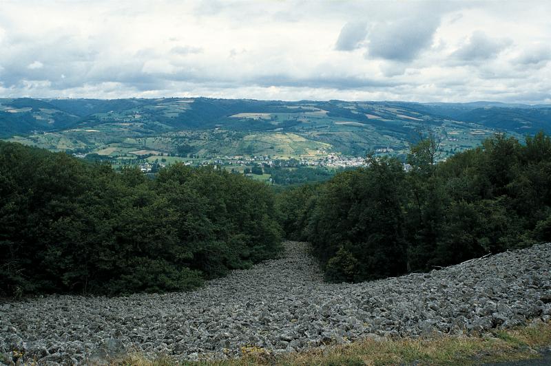  Eboulis basaltique appelé Clapàs de Tubièrs, à Roquelaure, mai 1989