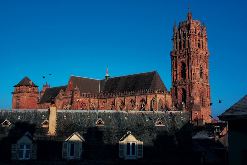 Tour (torre), toitures (teuladas) et clocher (cloquièr) de la cathédrale, 2010