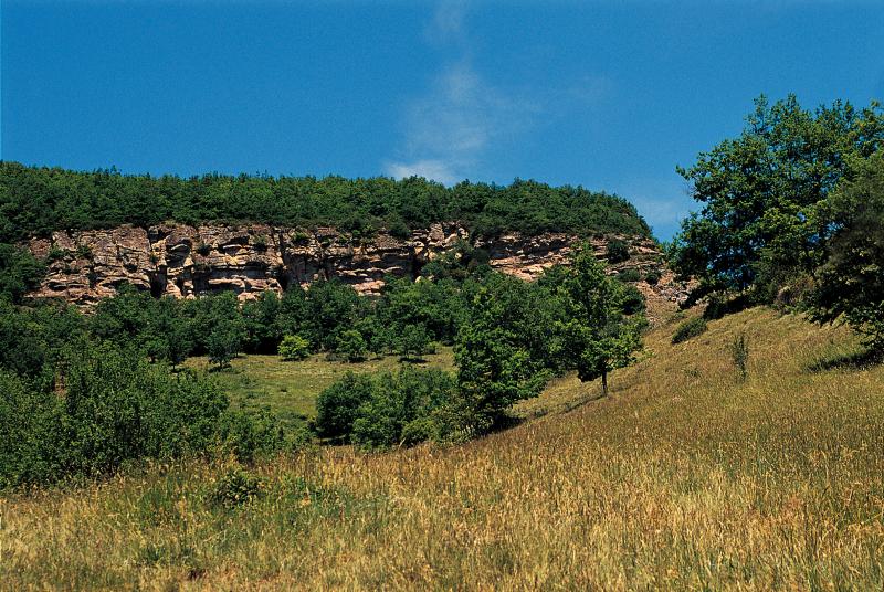 Grotte (bauma) des fées-sorcières (fadarèlas), au Sargel, juin 2002