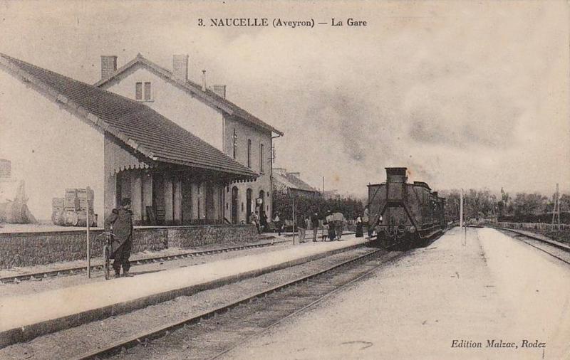 3. NAUCELLE (Aveyron) – La Gare