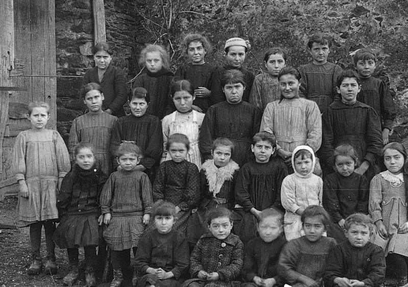 Ecole (escòla) des filles, 1922