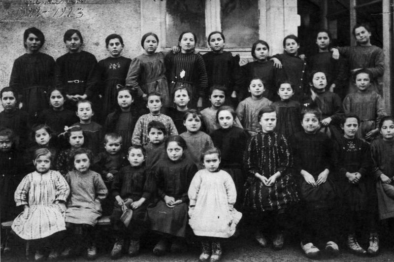 Ecole (escòla) des filles, 1922-1923