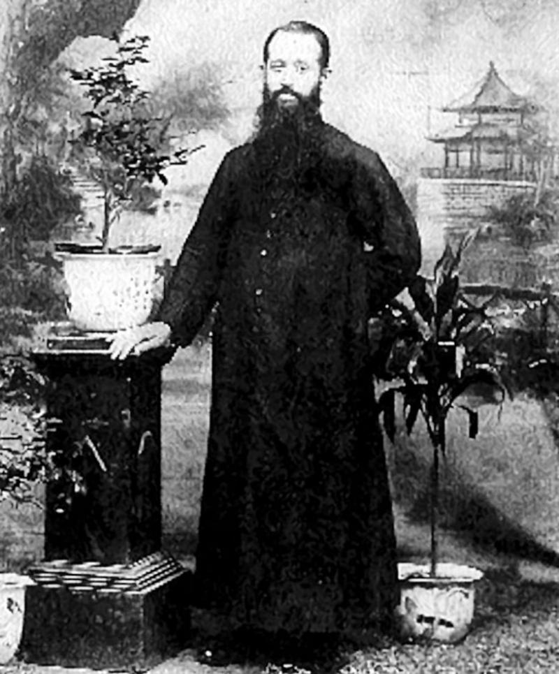 Missionaire (missionari) originaire de Combrouze, en Chine