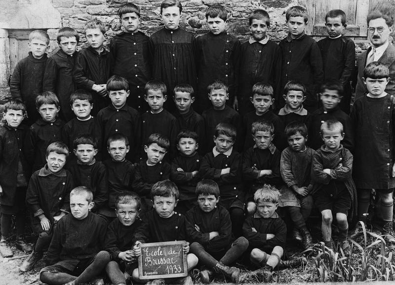 Ecole (escòla) des garçons, 1933