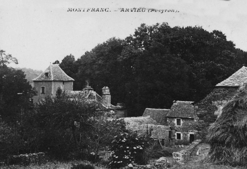 MONTFRANC. – ARVIEU (Aveyron).