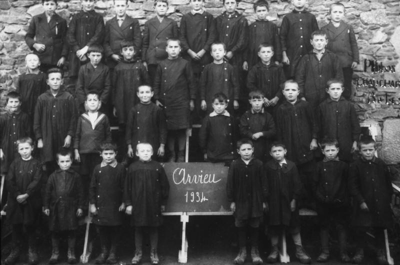 Ecole (escòla) des garçons, 1934